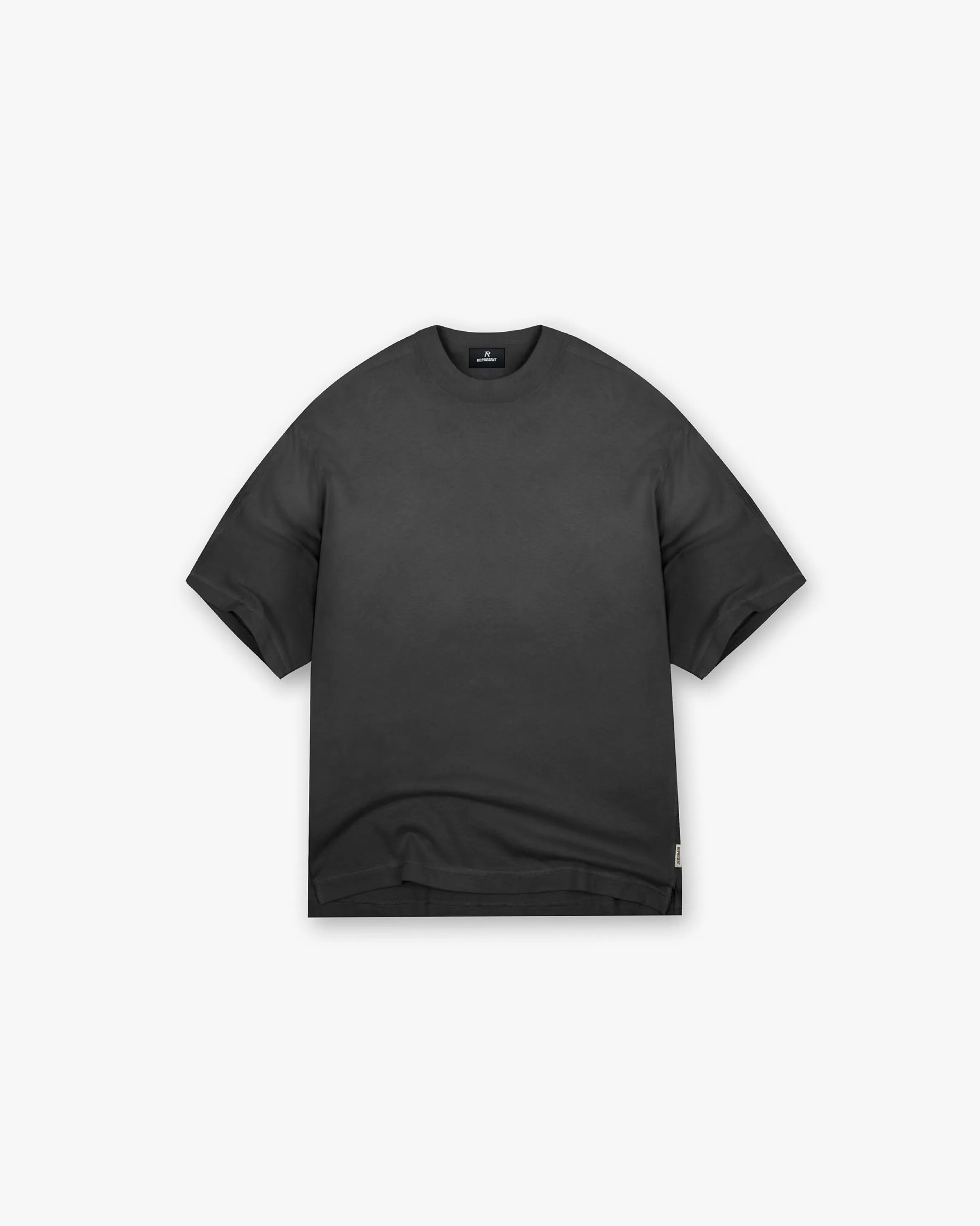 Stepped Hem T-Shirt - Stained Black^Represent Best